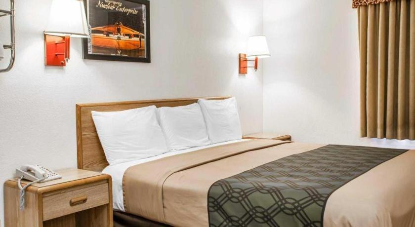 Econo Lodge Truman Inn Sedalia Extérieur photo