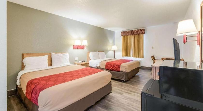 Econo Lodge Truman Inn Sedalia Extérieur photo